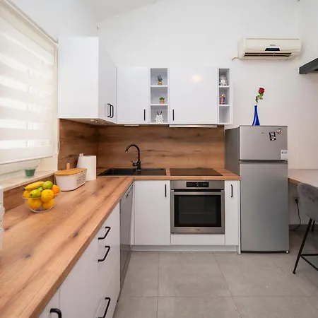 Διαμέρισμα With Parking Space - 22871 *