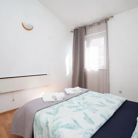 Apartment With A Parking Space - 22871
