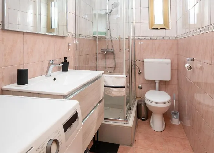 Апартаменты With Parking Space - 22871