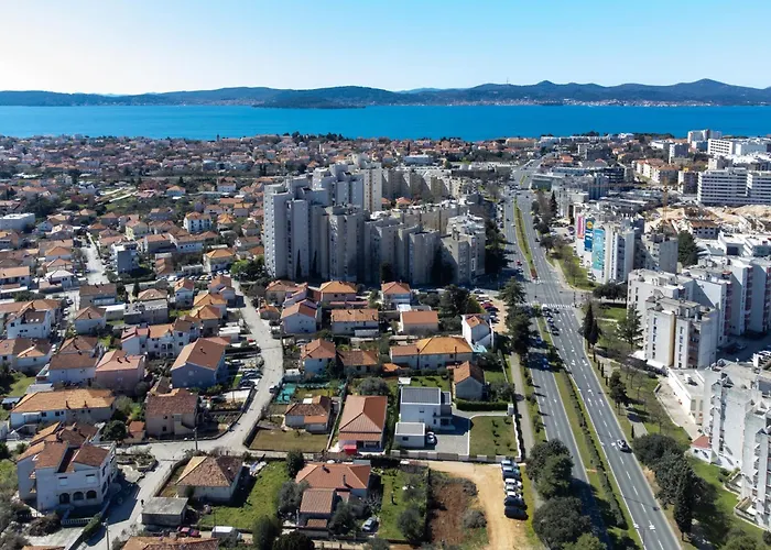 Апартаменты With Parking Space - 22871 Задар