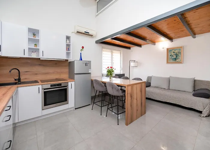 With Parking Space - 22871 * Задар